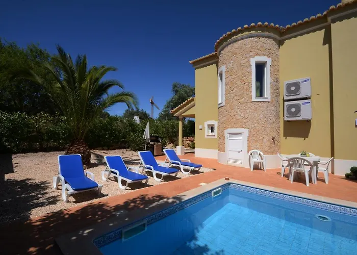 Casa Da Torre Espetacular V4 Com Piscina * Portimão